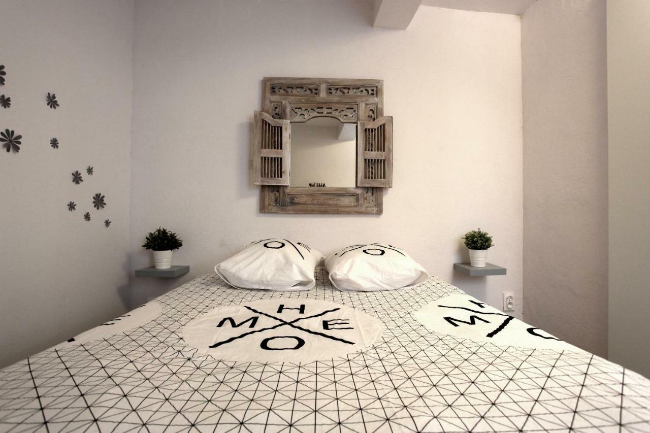 Gregbnb - T2 Ancien Et Moderne - Parking Inclus - 15Min Gare Toulon Bagian luar foto