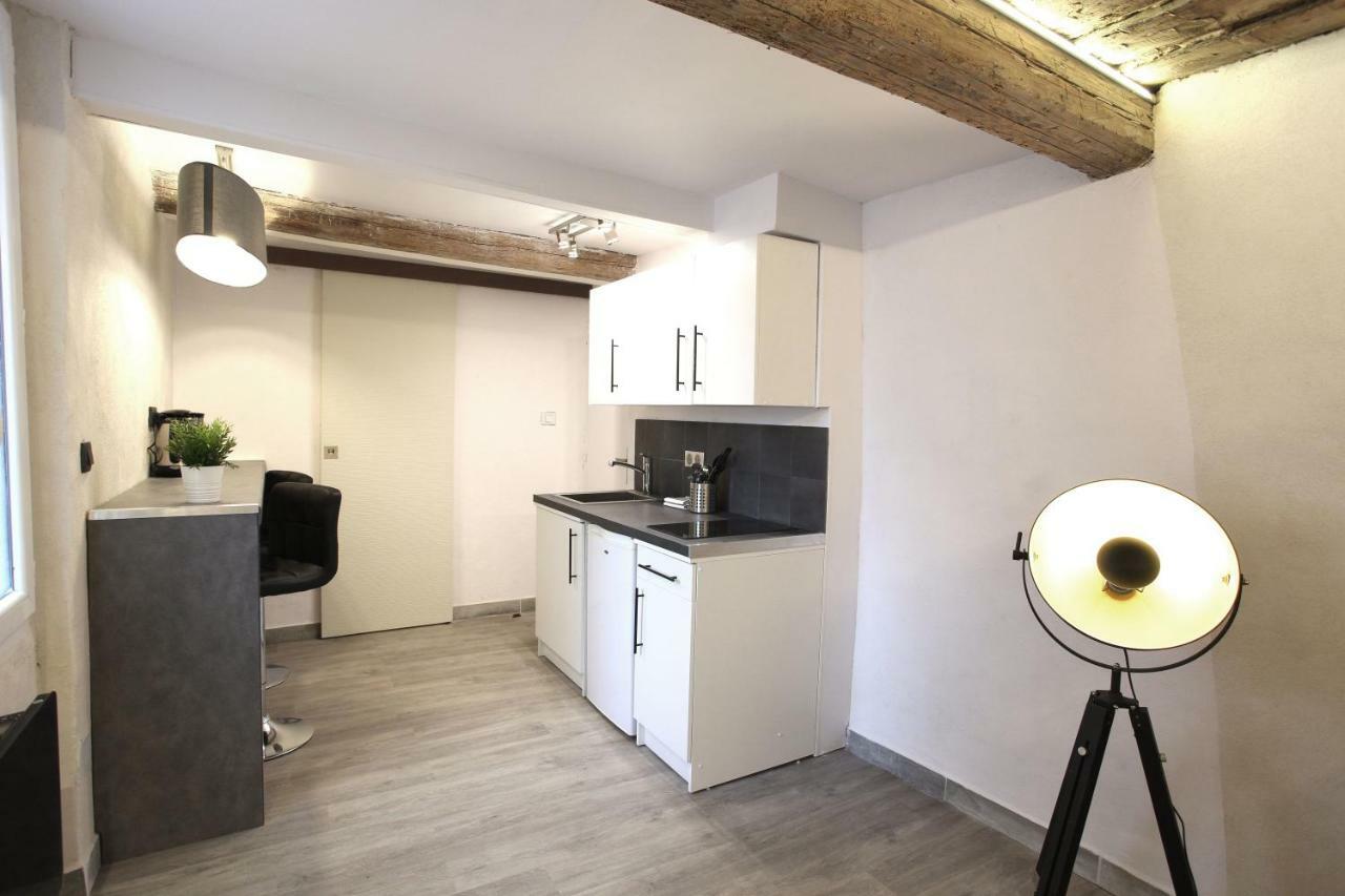 Gregbnb - T2 Ancien Et Moderne - Parking Inclus - 15Min Gare Toulon Bagian luar foto